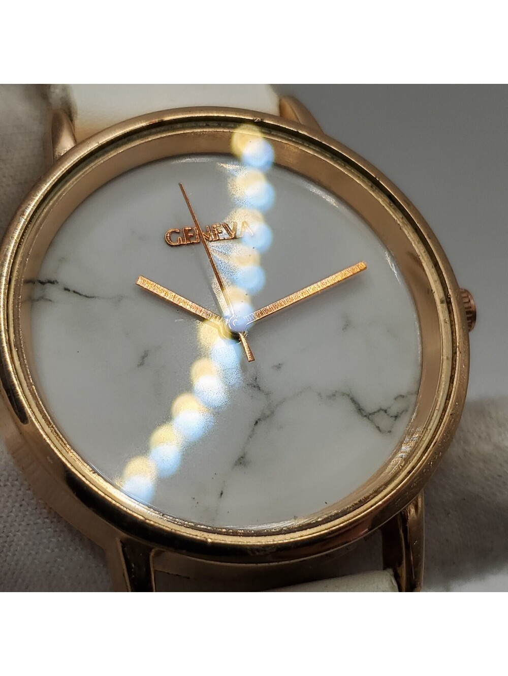 Geneva Watch Women 36mm Marble Style Dial White Band New Battery - Picture 8 of 14